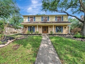 Building Photo - 15014 Torry Pines Rd