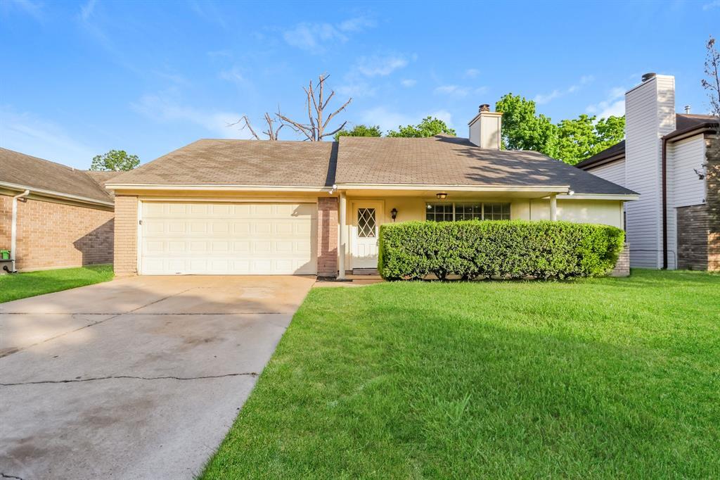 Foto principal - 22626 Guardsman Ln