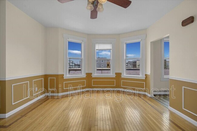 Building Photo - 83 McKinley Ave
