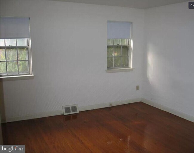 Foto del edificio - 20 St Albans Ave