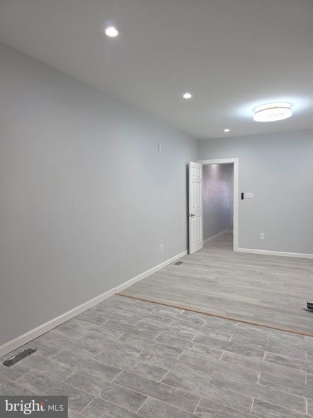 Photo - 5354 Woodland Ave Townhome