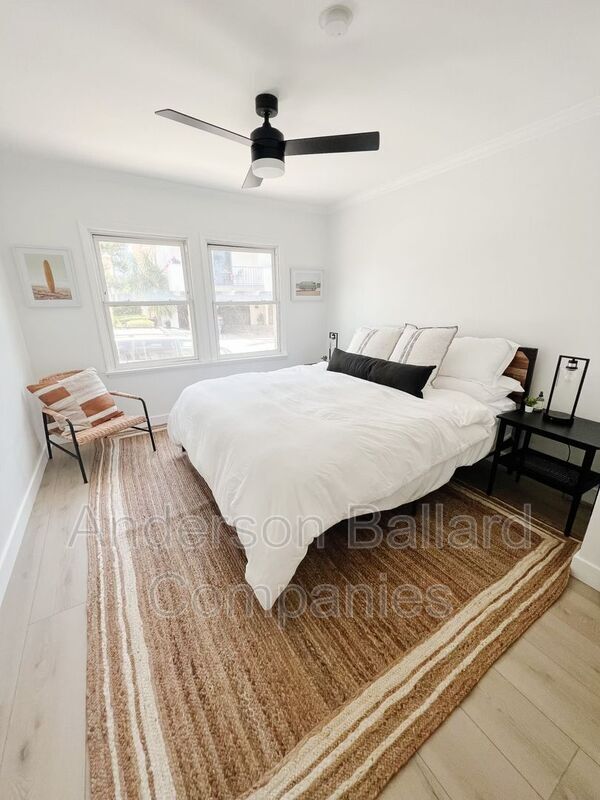 Foto del edificio - 408 Monterey Ln