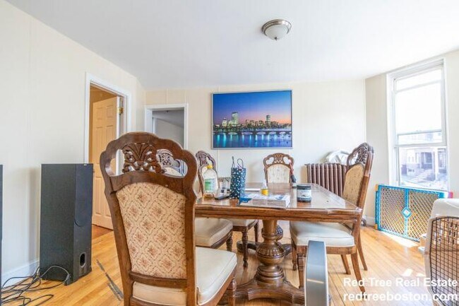 Building Photo - 3 bedroom in Boston MA 02128