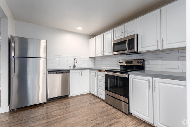 Interior Photo - CityScape: Leasing Specials! Newly Renovated Premier Location in Bellevue, Rooftop Entertainment ...