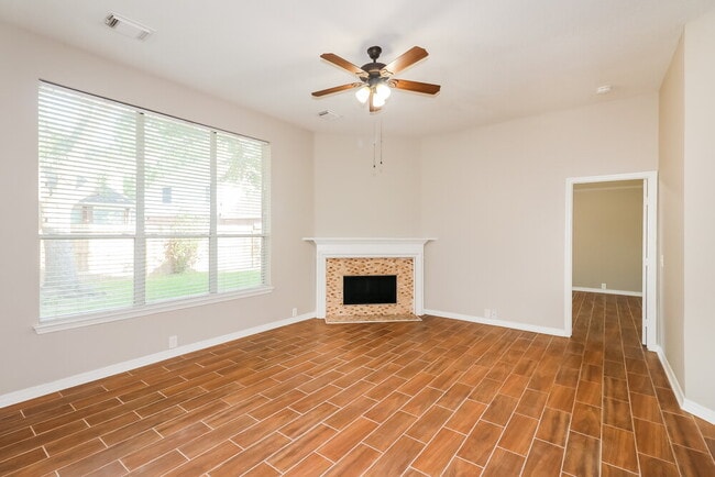 Building Photo - 3103 Bronco Bluff Ct