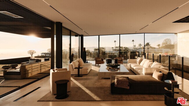 Foto del edificio - 9344 Nightingale Dr