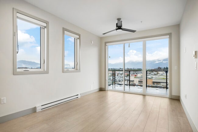 Photo du bâtiment - 45547-45547 Knight Rd