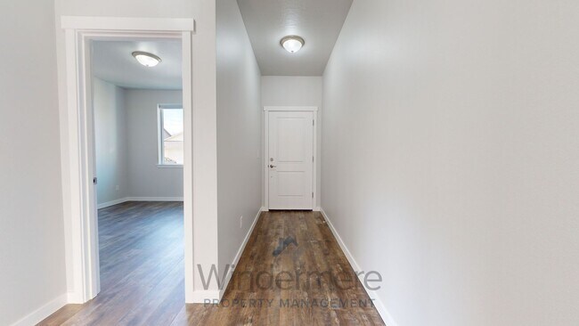 Foto del edificio - Herb2351/2353