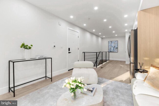 Foto del edificio - 3923 14th St NW