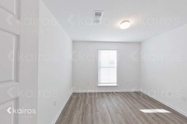 Foto del edificio - 11446 Camden Court Cir.