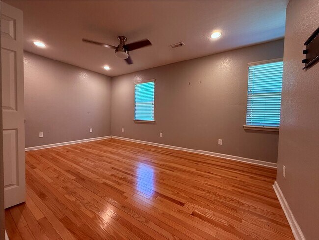 Foto del edificio - 108 SE 13th St