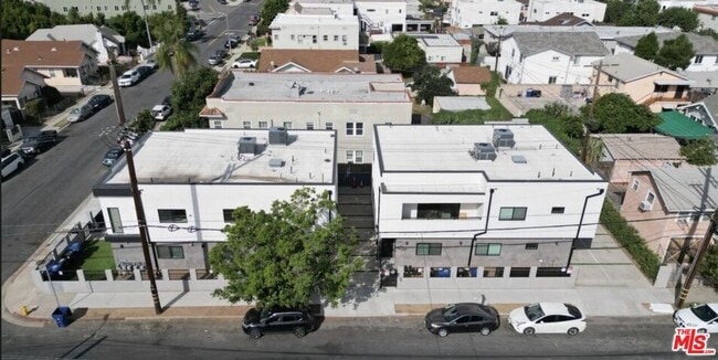 Foto del edificio - 4601 Pickford St