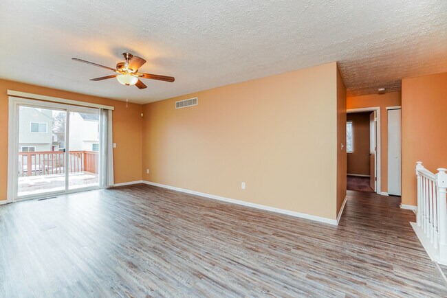 Building Photo - Fantastic home in Reynoldsburg!