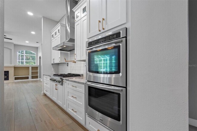 Foto del edificio - 16750 Ivy Lake Dr