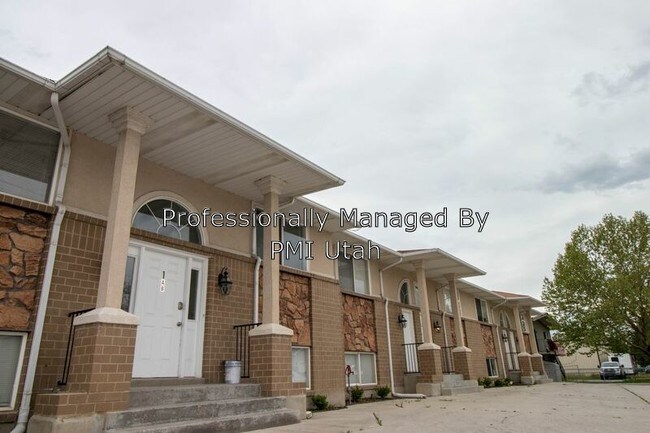 Foto del edificio - 1650 Trinnaman Ln