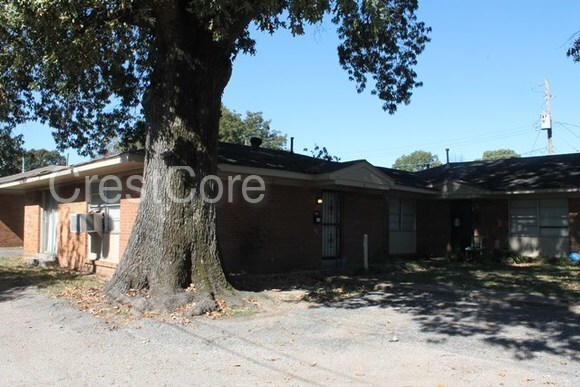 Building Photo - 1645 Wells Station Rd