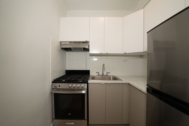 Foto del edificio - 515 W. Briar