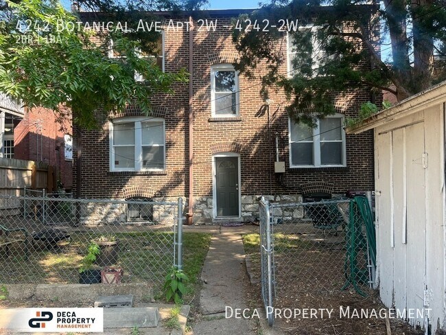 Foto del edificio - 2 Bedroom 1 Bathroom Apartment