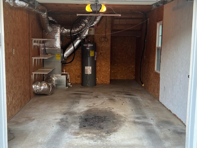 Building Photo - 325 Hoke O'Kelly Mill Rd SE