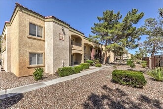 Building Photo - 7885 W Flamingo Rd