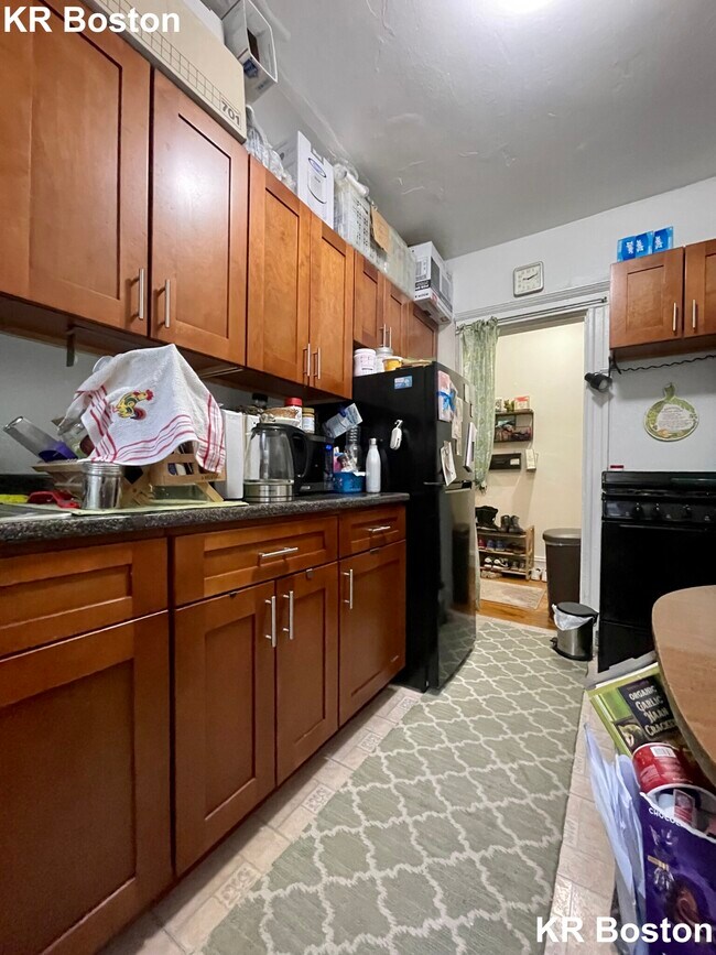 Building Photo - 1641 Commonwealth Ave