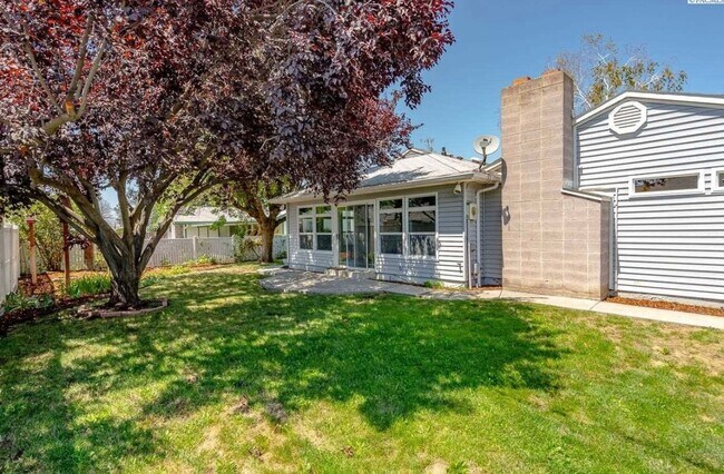Foto del edificio - Charming 3-Bedroom Home