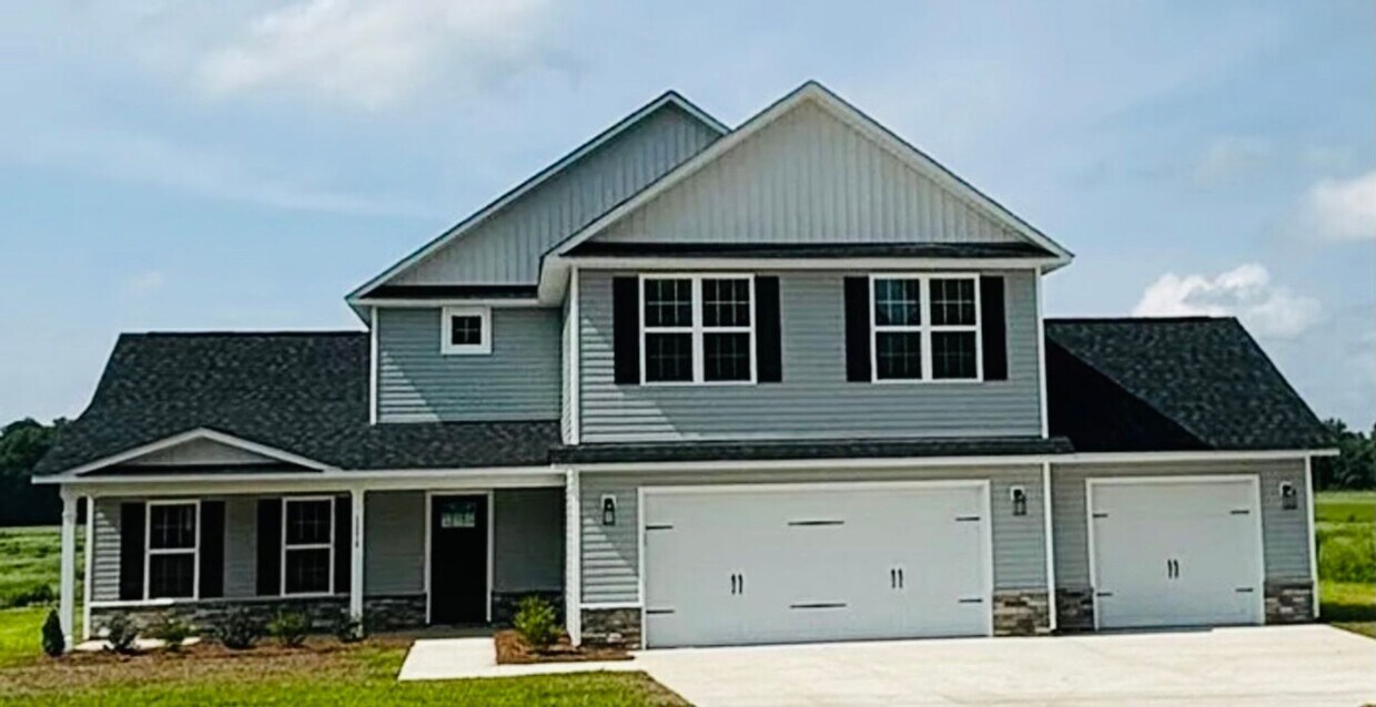 1272 Chason Rd, Lumber Bridge, NC 28357 House Rental in Lumber Bridge