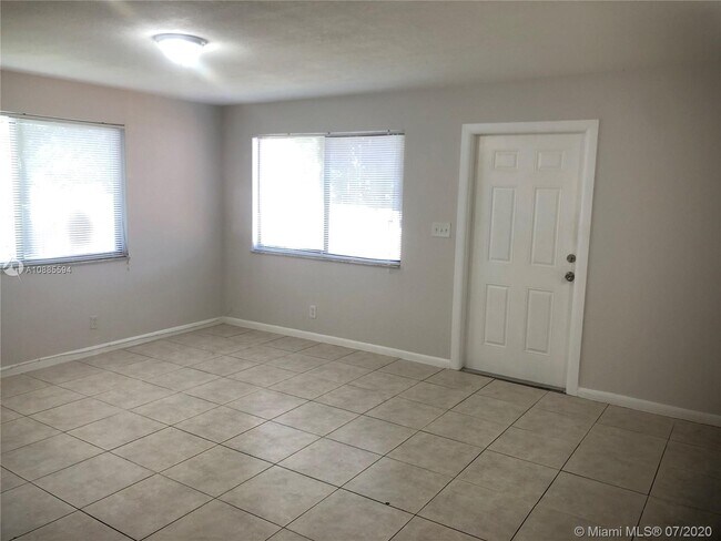 Foto del edificio - 5715 Taylor St