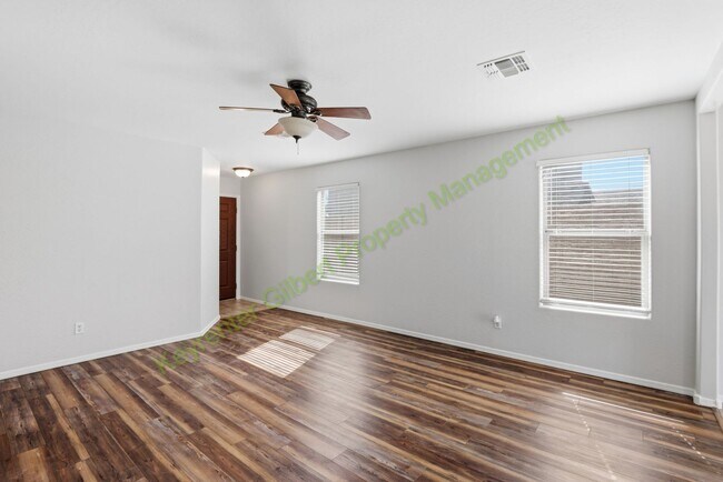 Foto del edificio - Beautiful San Tan Valley Home in Meadow Vista