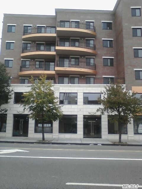 Primary Photo - 106-4 Northern Blvd