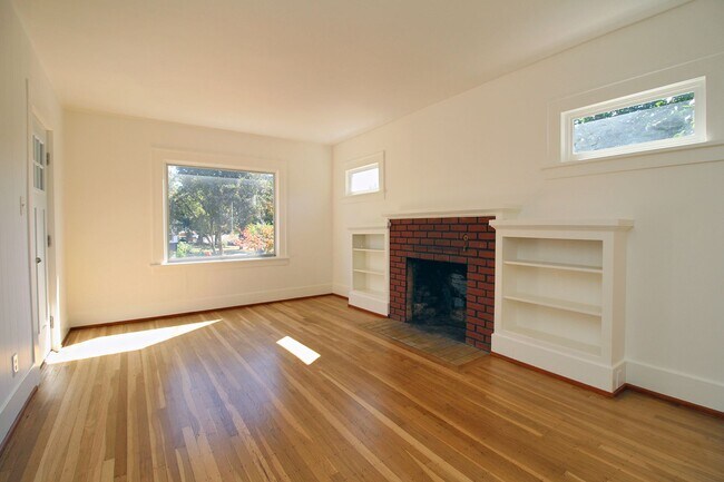Foto del edificio - 3705 NE 66th Ave