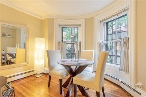 Foto principal - 174 W Brookline St
