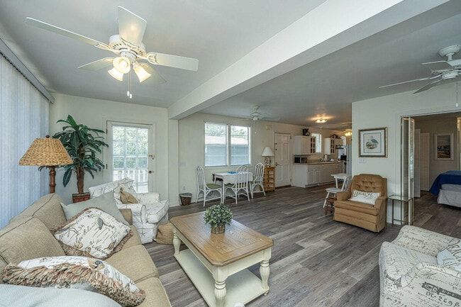 Foto del edificio - 816 E Cooper Ave