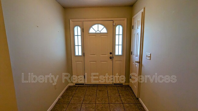 Building Photo - 180 Wayfair Ln