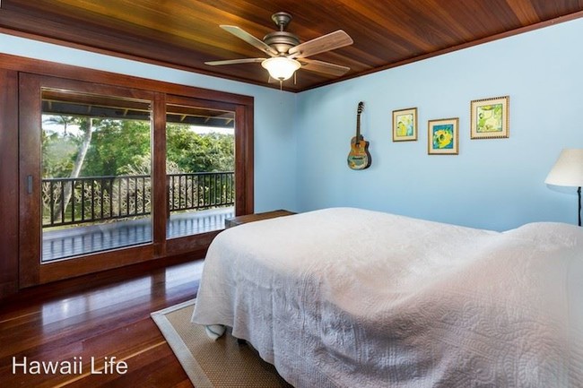 Building Photo - 3 br, 2 bath House - 4248D N. Waiakalua Road