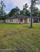 Building Photo - 8444 Hewitt St
