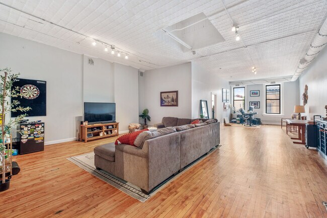 Foto del edificio - 1464 N Milwaukee Ave