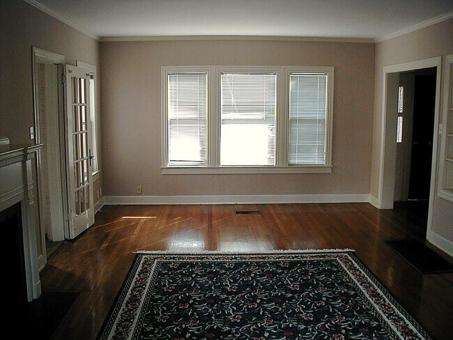 Foto del edificio - 2038 Lexington St
