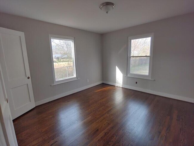 Foto del edificio - 202 Fairy Ave