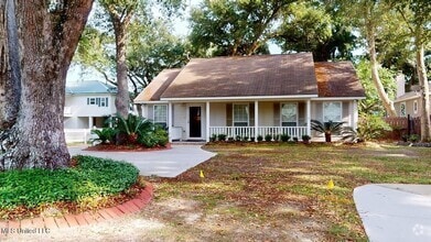 Building Photo - 2529 Marshall Rd