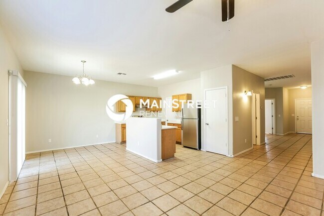 Foto del edificio - 4 Bedroom Pet-Friendly Home in PHOENIX, AZ...