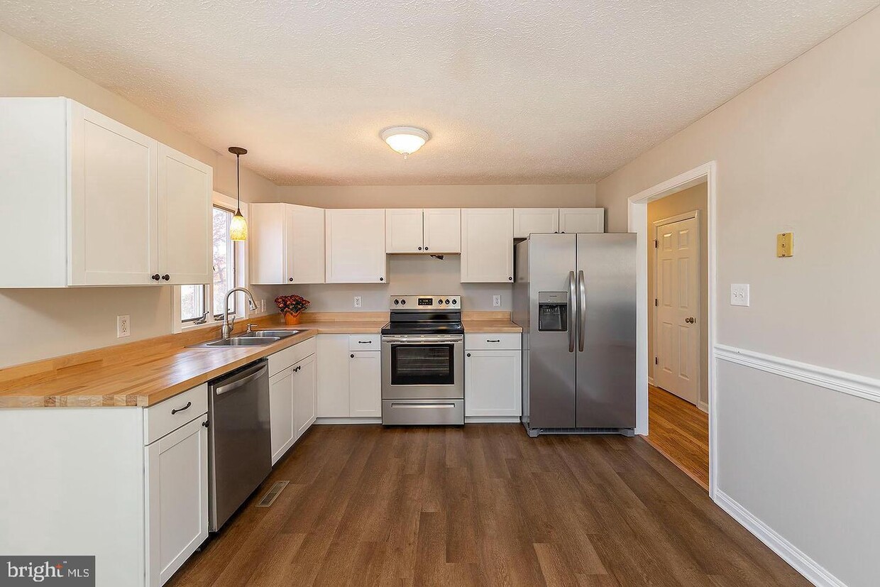 126 Pembridge Dr, Winchester, VA 22602 House Rental in Winchester, VA