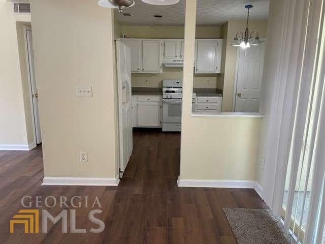 Building Photo - 3004 Kenville Ln