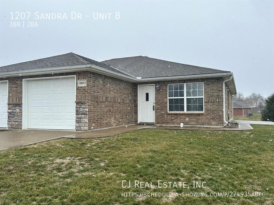 1207 Sandra Dr, Warrensburg, MO 64093 House Rental in Warrensburg, MO