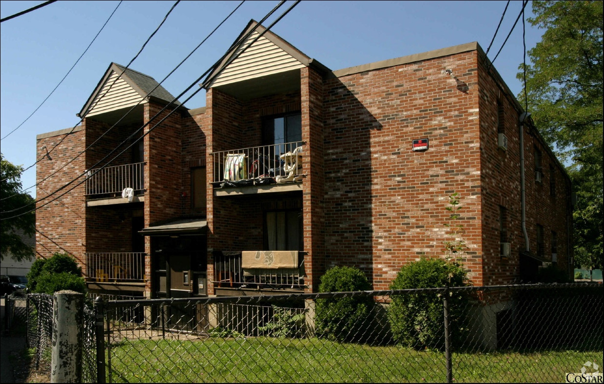 Foto del edificio - 7-11 Abbot St