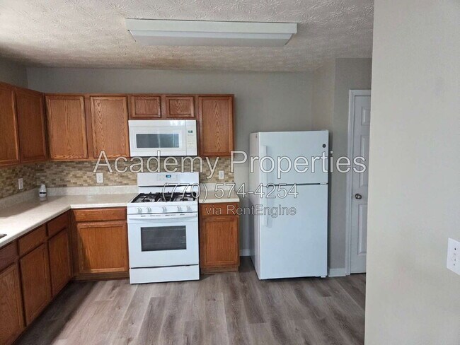 Foto del edificio - 334 Summit View Dr