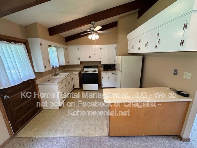Foto del edificio - 6103 N Garfield Ave
