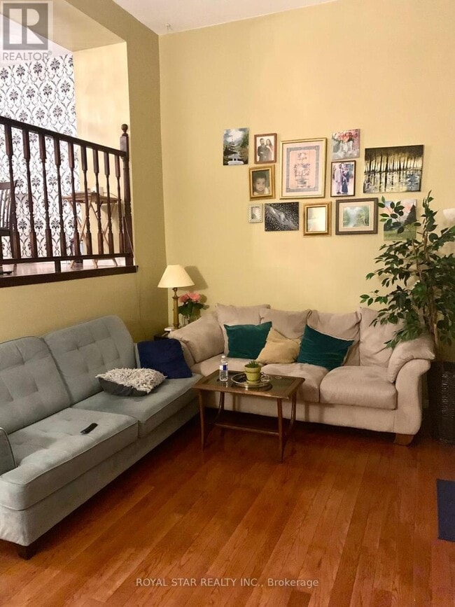 Building Photo - 11 Harrisford St