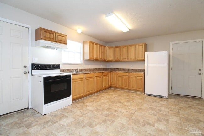 Building Photo - 2517 N 7th Ave