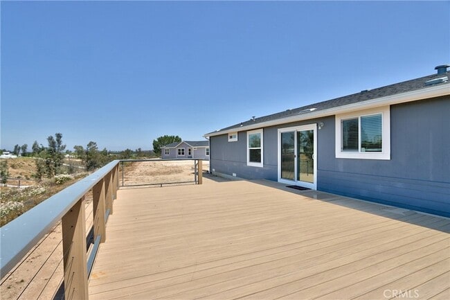 Foto del edificio - 35892 Meadow Ridge Rd